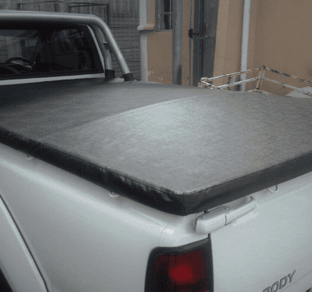 Nissan Hardbody NP300 Tonneau Cover