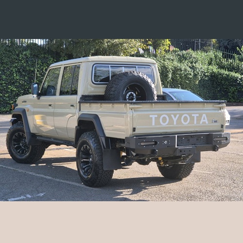 Land Cruiser Rear Replacement Bumper without Swing arm at Bromvoel Outdoor Accessories