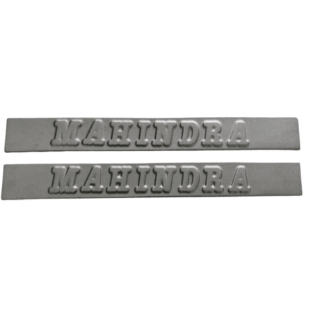 Mahindra pick up scuff plates bromvoel