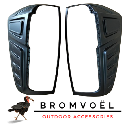 Nissan Navara 2022+ Tail Light Trims at Bromvoel