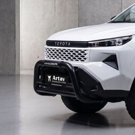 Toyota Hilux Travo Honeycomb Black at Bromvoel Outdoor Accessories